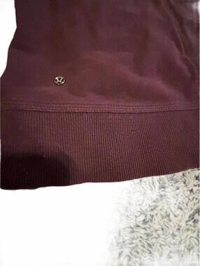 Lululemon Scuba Athletic Women's Long Sleeve Hoodie Burgundy stretch sportswear